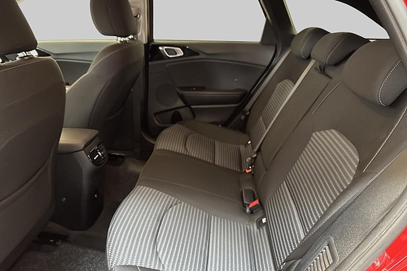 Kia Ceed 9 of 18