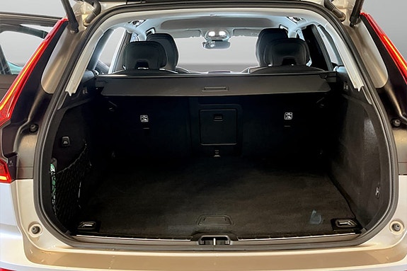 Volvo XC60 9 of 9