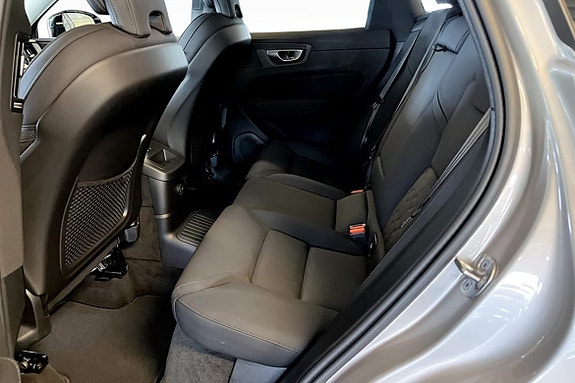 Volvo XC60 8 of 9