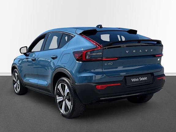 Volvo C40 2 of 14