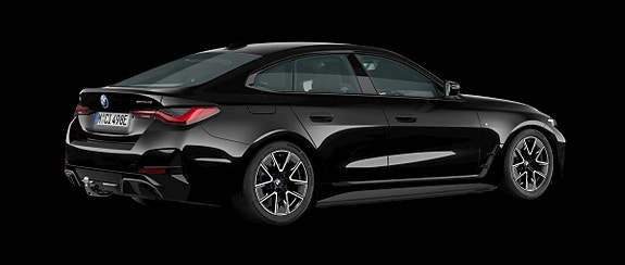 BMW i4 3 of 5