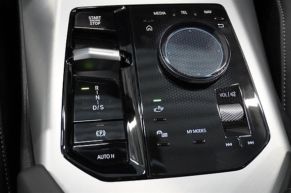 BMW X3 9 of 15