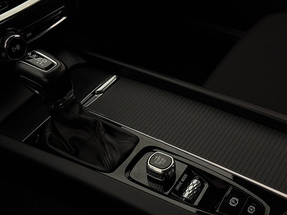 Volvo V60 26 of 30