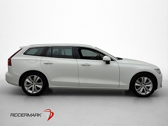 Volvo V60 9 of 30