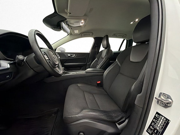 Volvo V60 12 of 30