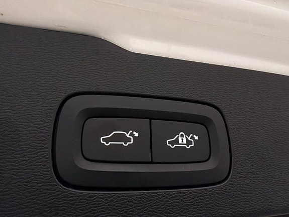 Volvo V60 17 of 30