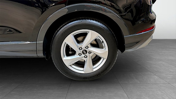 Audi Q3 6 of 20