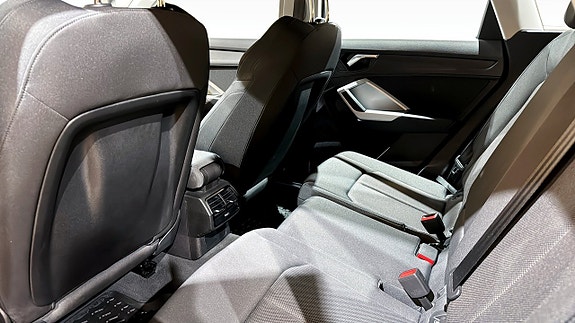 Audi Q3 11 of 20