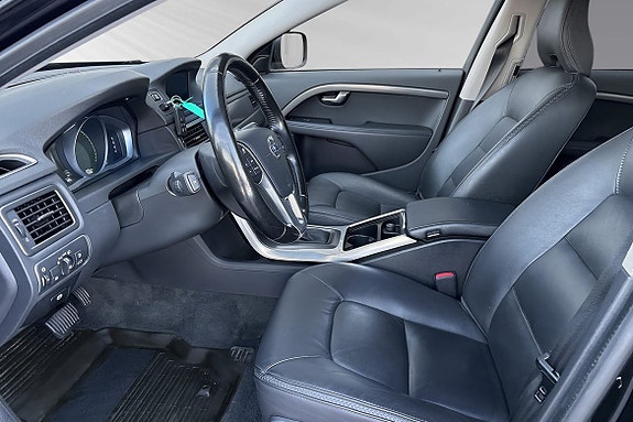 Volvo XC70 7 of 28