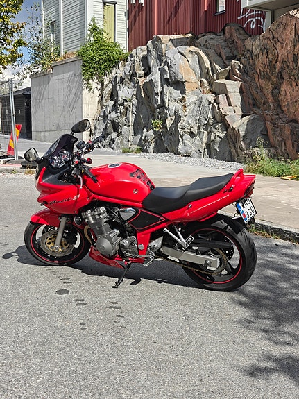 Suzuki GSF 600 F Bandit 3 of 7