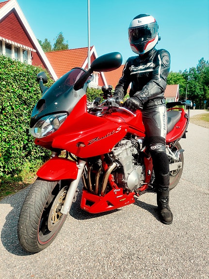 Suzuki GSF 600 F Bandit 7 of 7