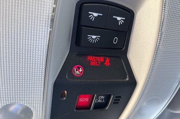 Volvo V70 16 of 23