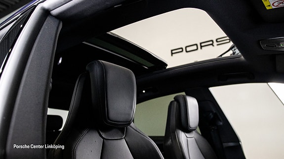 Porsche Macan 4 22 of 24
