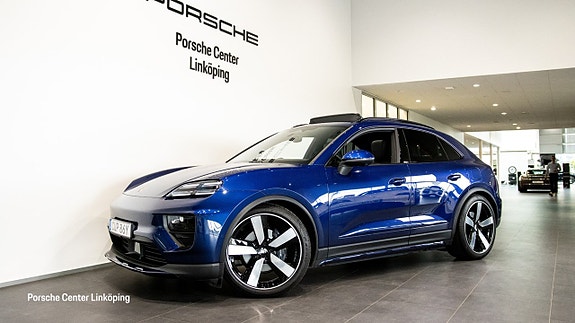 Porsche Macan 4 7 of 24