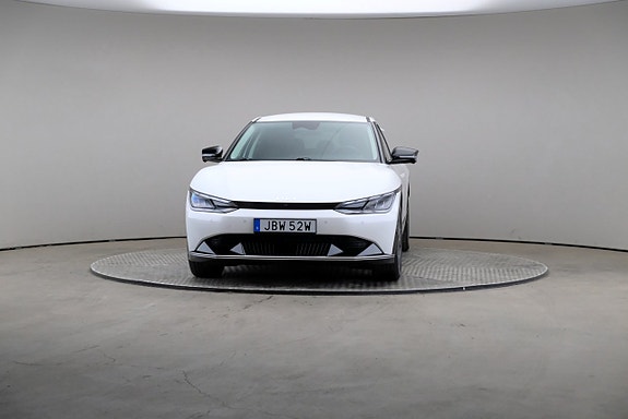 Kia EV6 3 of 26