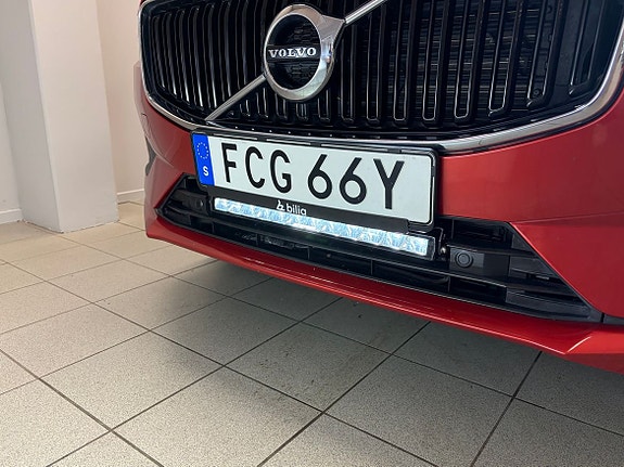 Volvo XC60 17 of 22