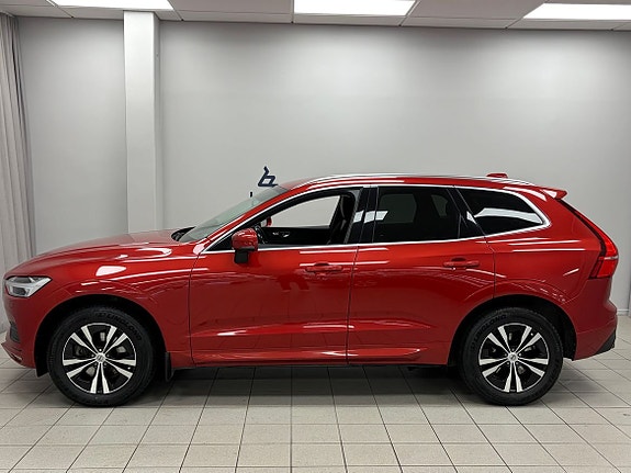 Volvo XC60 2 of 22