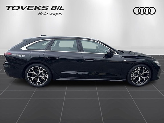 Audi A6 4 of 17