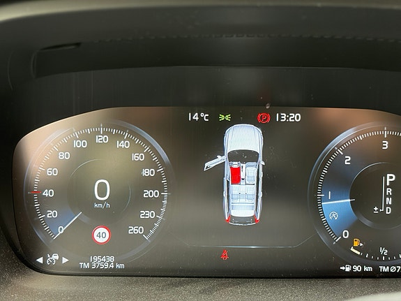 Volvo V90 3 of 5
