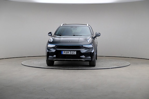 Lynk & Co 01 3 of 28