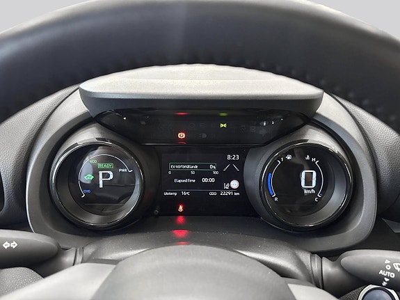 Toyota Yaris 10 of 17