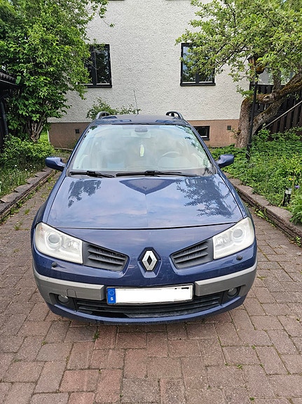Renault Megane II 2 of 3