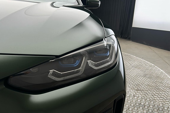 BMW i4 11 of 26