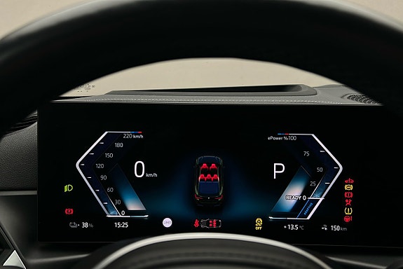 BMW i4 7 of 26