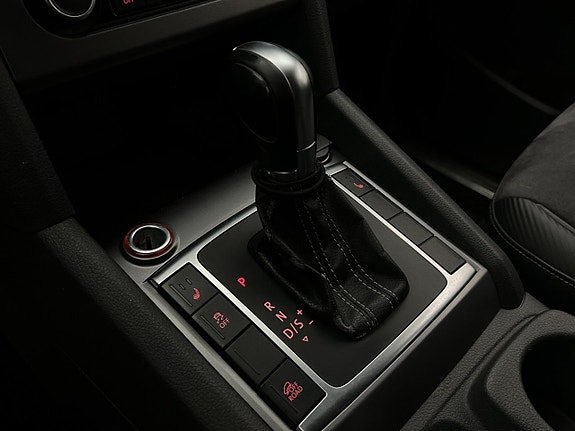 Volkswagen Amarok 27 of 30