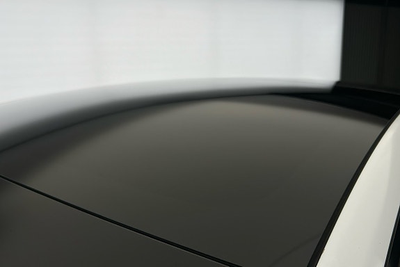Tesla Model 3 18 of 25