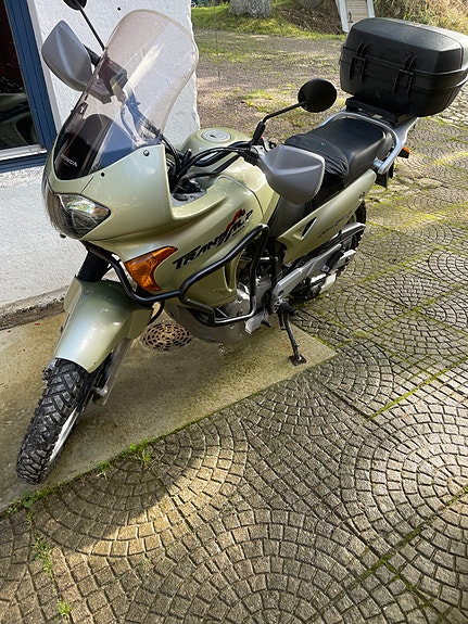 Honda XL650V Transalp 4 of 4