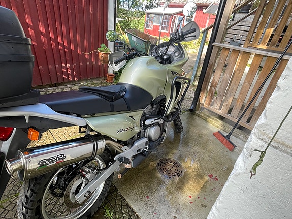 Honda XL650V Transalp 3 of 4