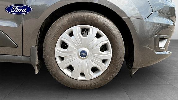Ford Transit Connect 9 of 10