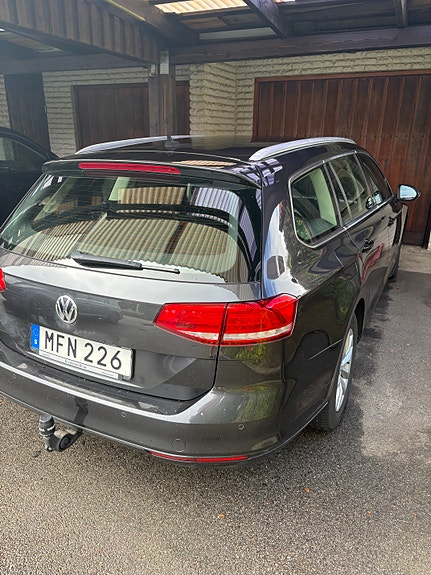 Volkswagen Passat 4 of 7