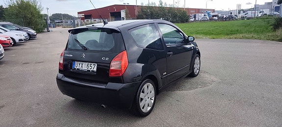 Citroen C2 4 of 6
