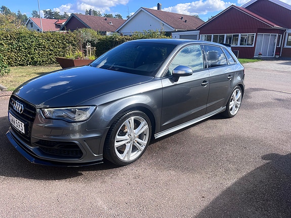 Audi S3 4 of 7
