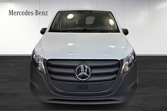 Mercedes-Benz Vito 114 2 of 16