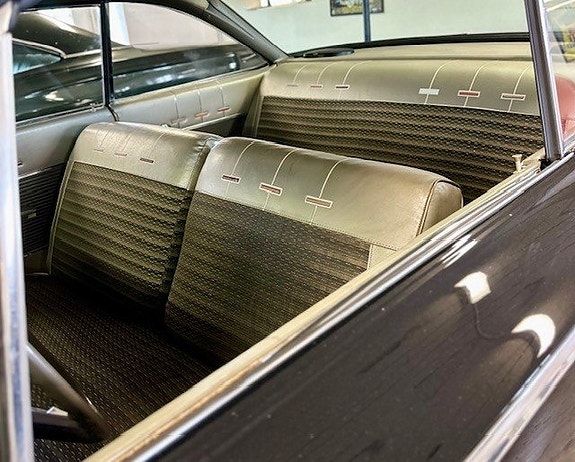 Chevrolet Bel Air 15 of 18