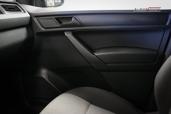 Volkswagen Caddy 16 of 24