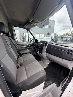 Volkswagen Crafter 6 of 9