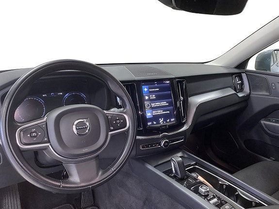 Volvo XC60 16 of 30