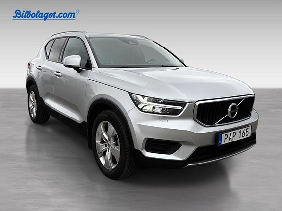 Volvo XC40 4 of 18