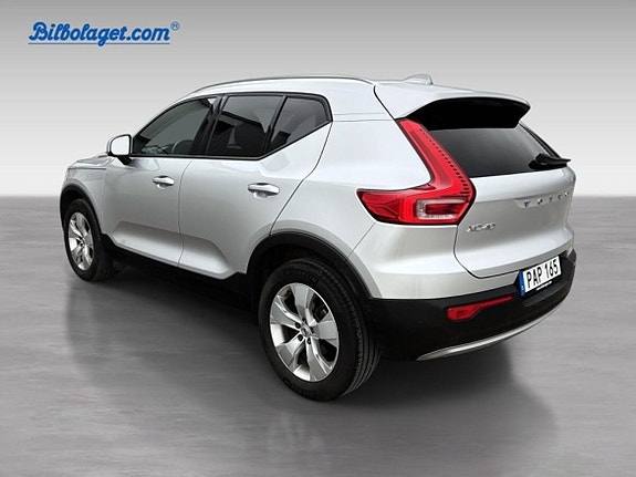 Volvo XC40 9 of 18