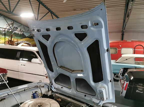 Ford Thunderbird 15 of 16