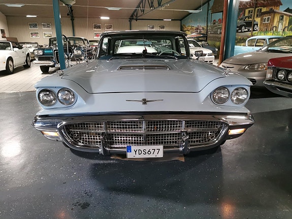 Ford Thunderbird 3 of 16