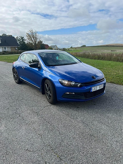 Volkswagen Scirocco 2 of 7