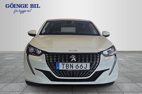 Peugeot 208 3 of 13