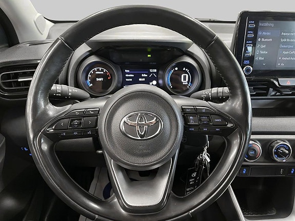 Toyota Yaris 20 of 21
