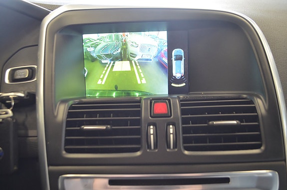 Volvo XC60 21 of 23