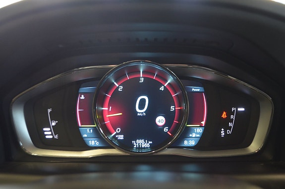 Volvo XC60 20 of 23